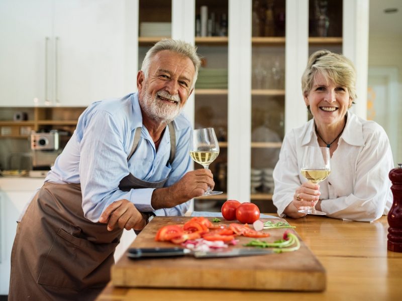 adult-casual-chef-1418355